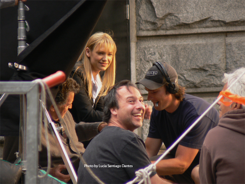 Illustration for article titled Fringe Set Pics